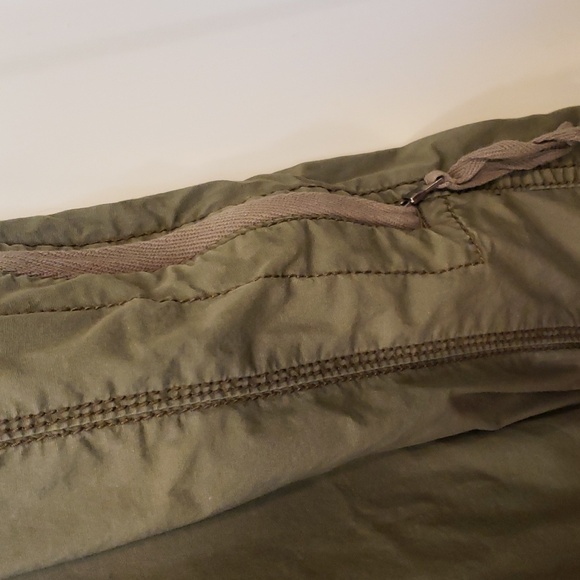 Capris - Picture 3 of 6